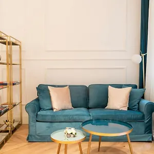 https://la-scala-suite-luxury-apartment.italymilanhotels.net